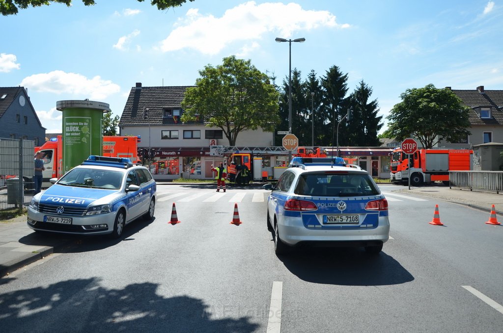 Unfall zwischen zwei KVB Bahnen Koeln Hoehenhaus Im Weidenbruch P036.JPG